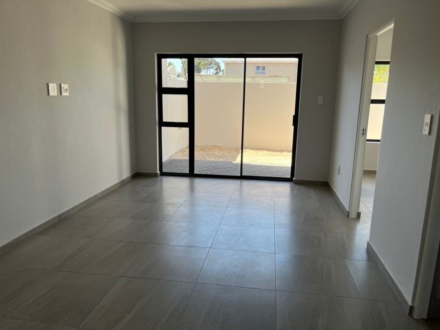 2 Bedroom Property for Sale in Table View Western Cape